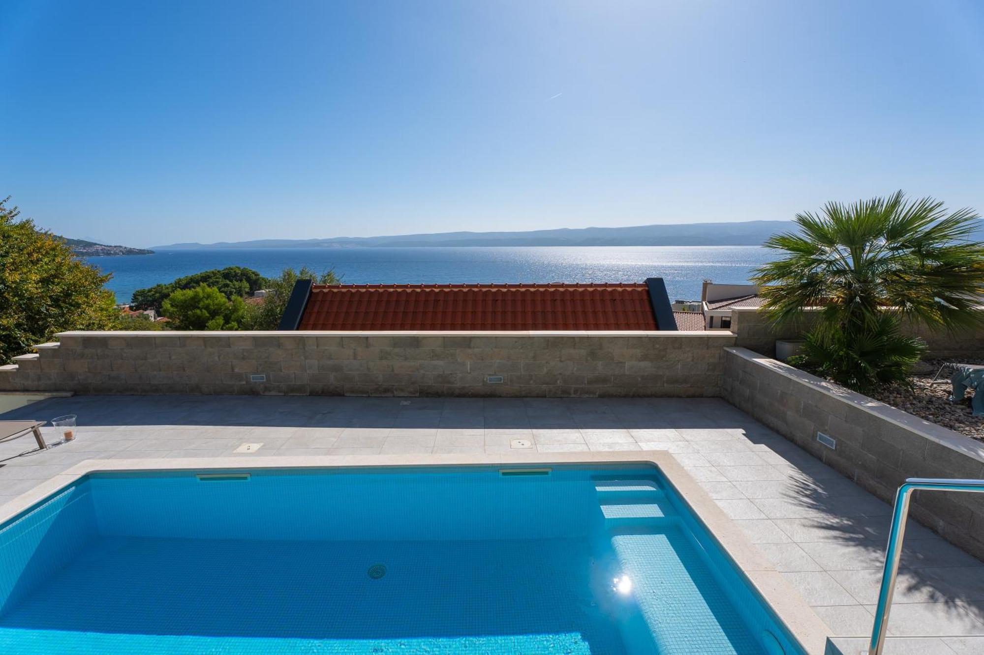 Villa Allegra With 32Msq Heated Pool, 300M Far From Sandy Beaches, Open Sea View Omiš Exterior foto