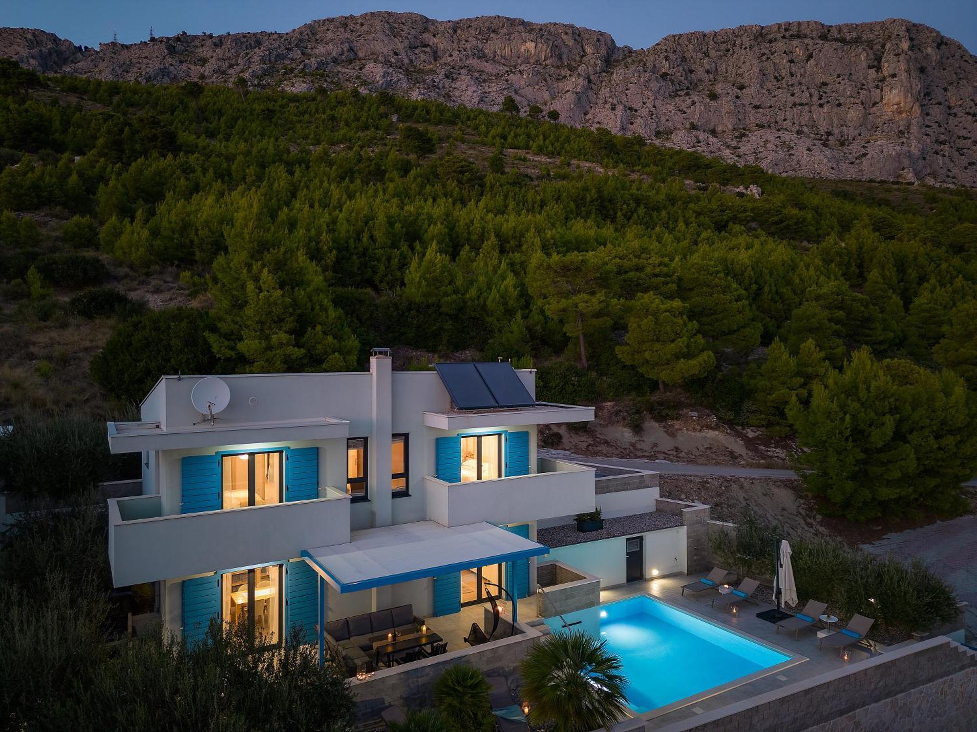 Villa Allegra With 32Msq Heated Pool, 300M Far From Sandy Beaches, Open Sea View Omiš Exterior foto